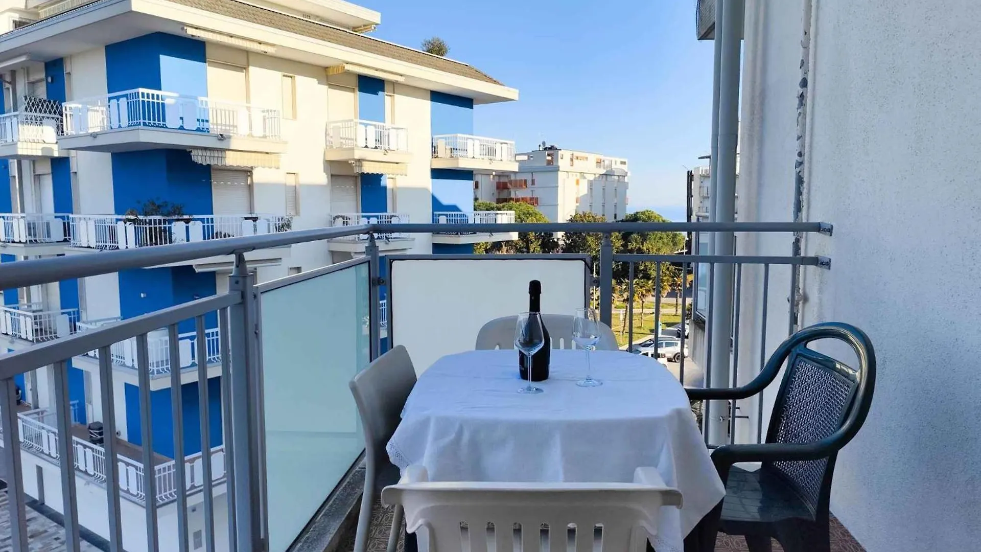 Apartments In Lido Di Jesolo 25354